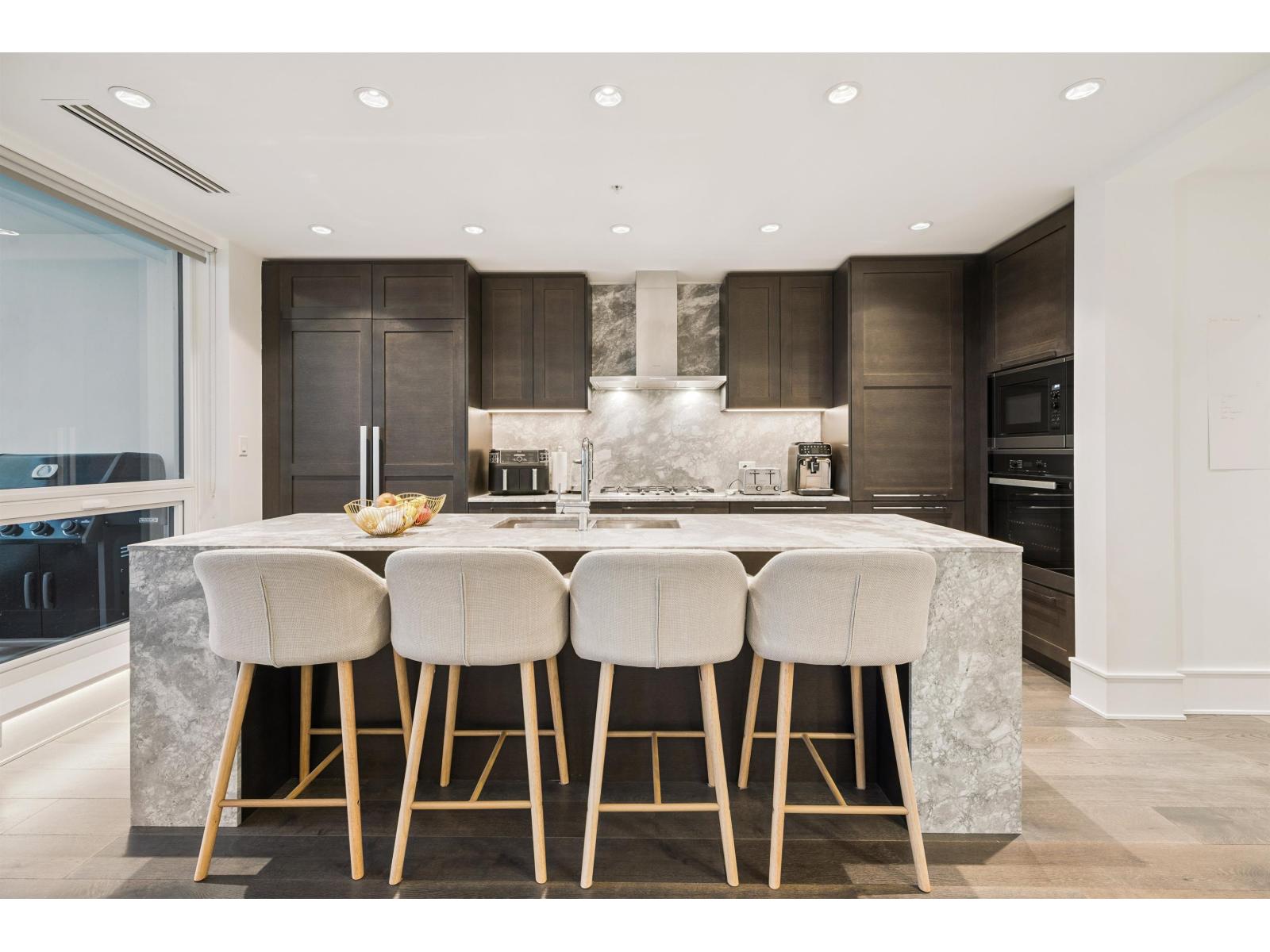 Photo 19 of 1406 1500 Martin Street, White Rock BC