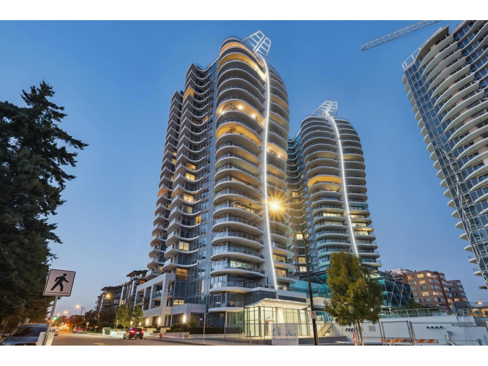 Photo 2 of 1406 1500 Martin Street, White Rock BC