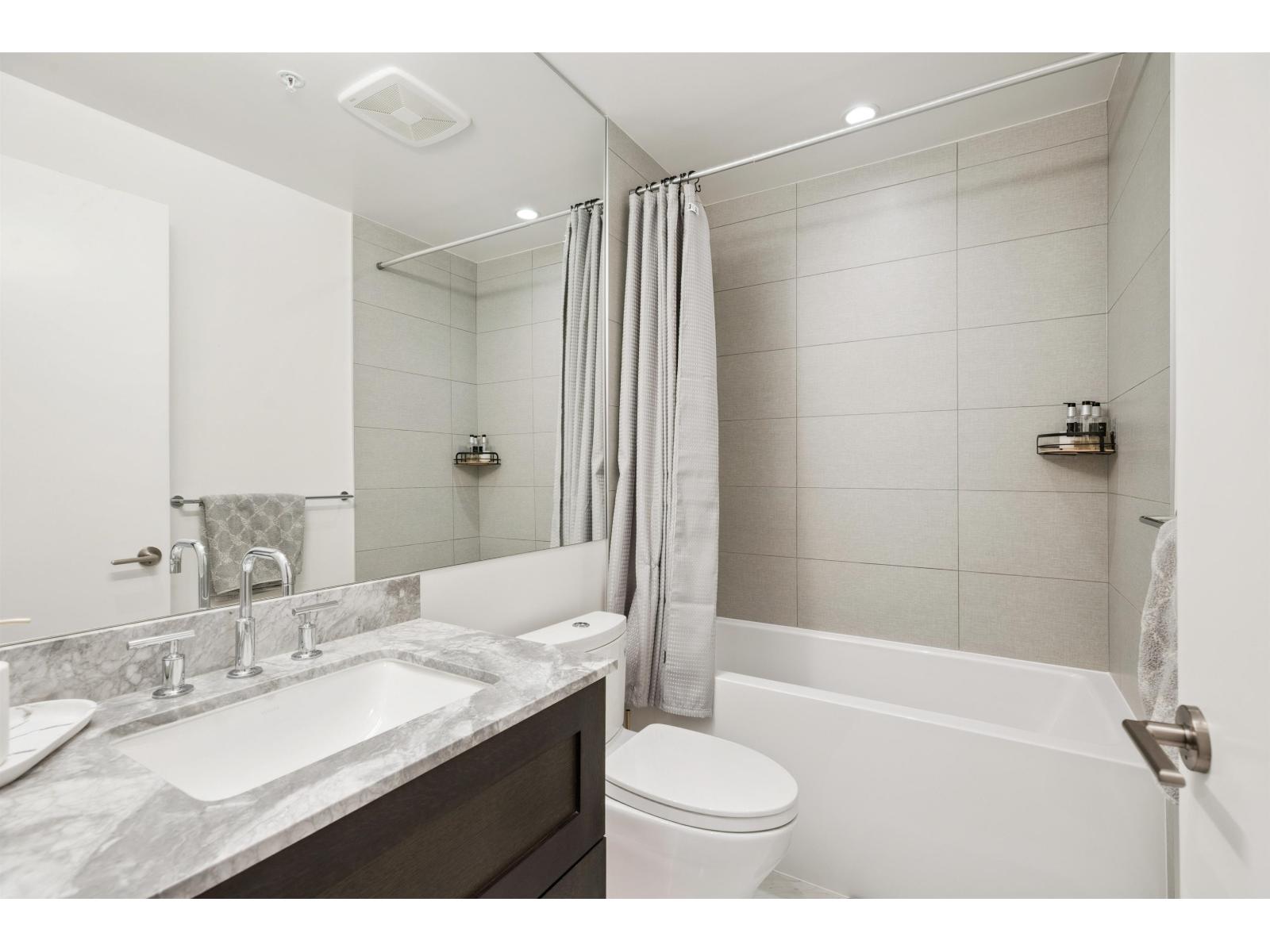 Photo 35 of 1406 1500 Martin Street, White Rock BC