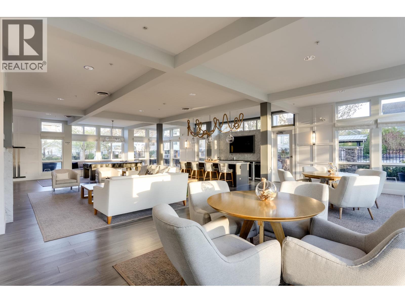 Photo 28 of 100 5311 Admiral Way, Delta BC