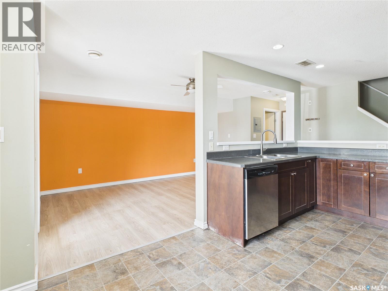 Photo 9 of 209 515 28th Street E, Prince Albert SK
