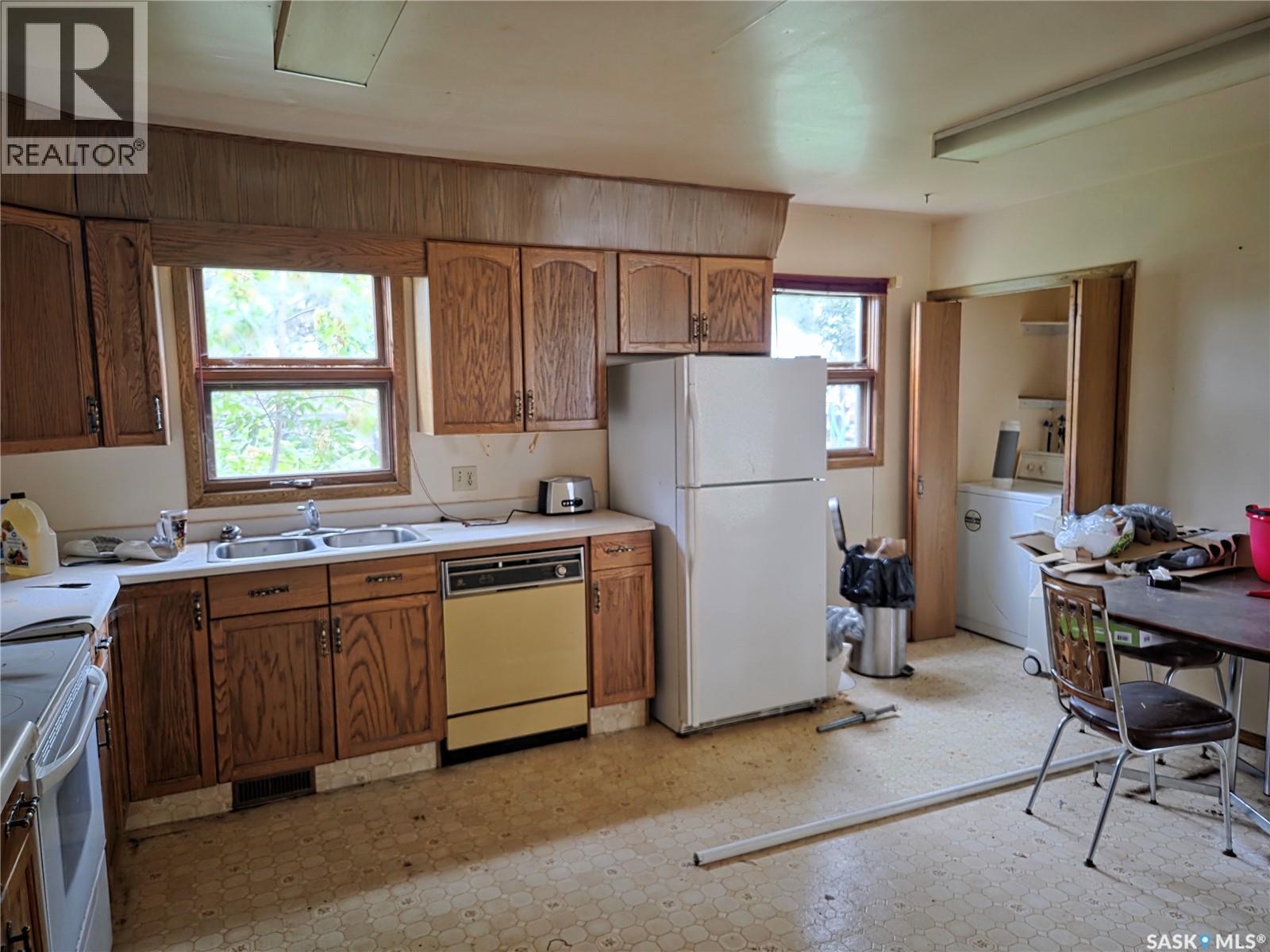 227 Main STREET - 4