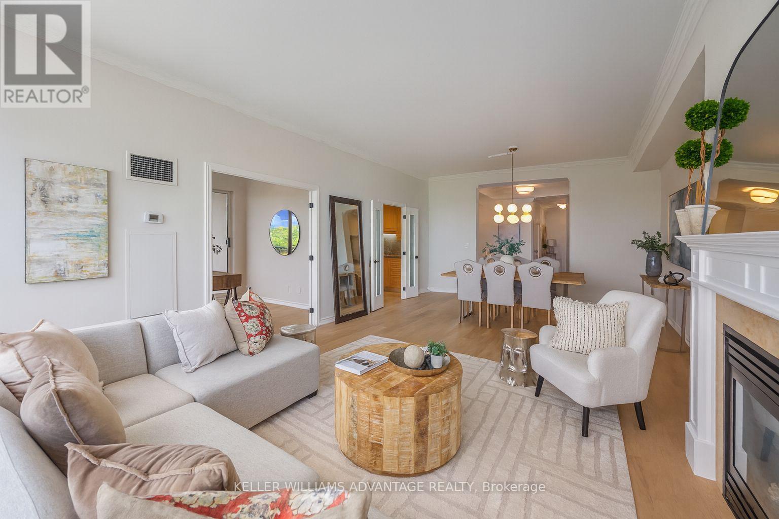 Photo 14 of 904 2662 Bloor Street W, Toronto ON