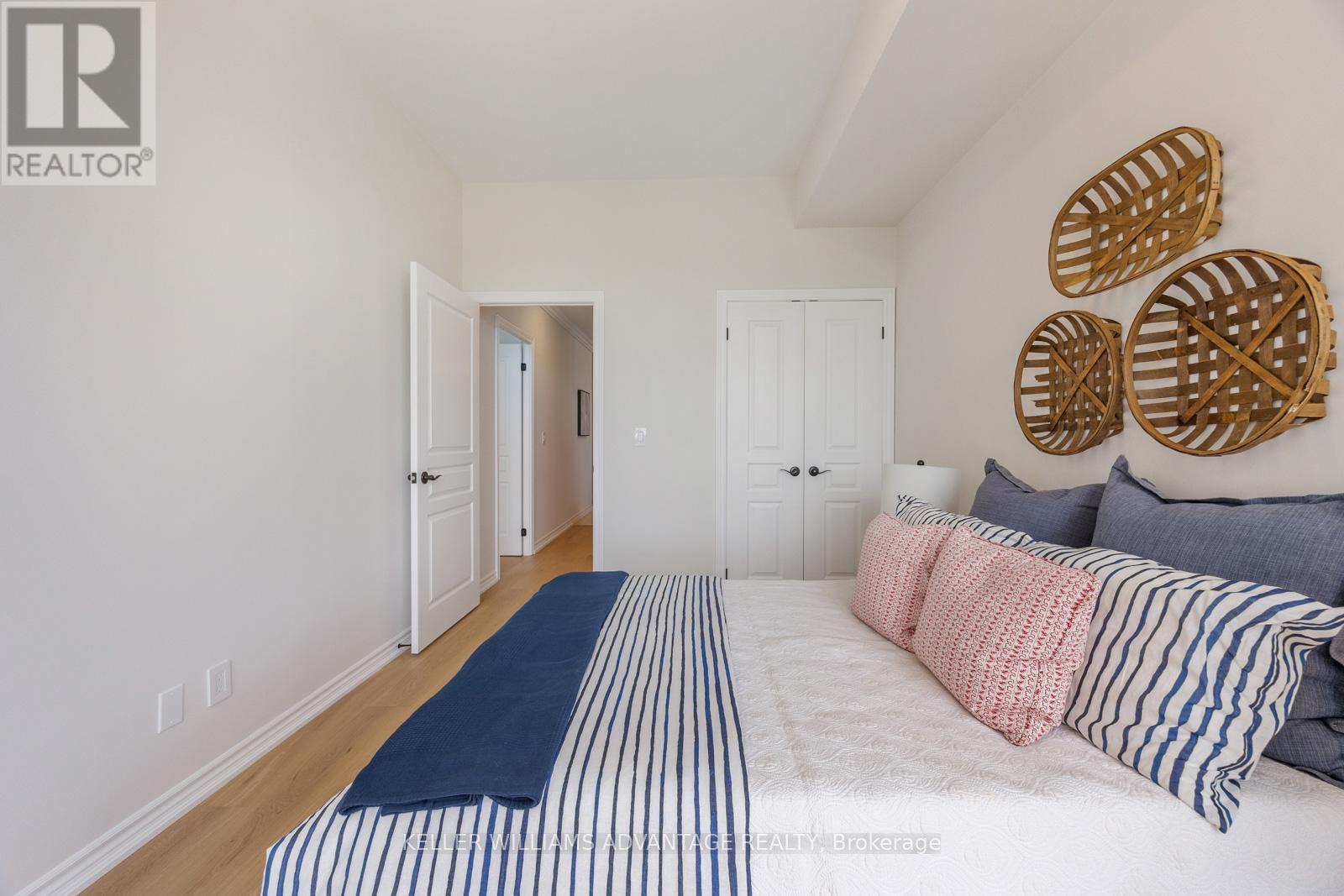 Photo 29 of 904 2662 Bloor Street W, Toronto ON