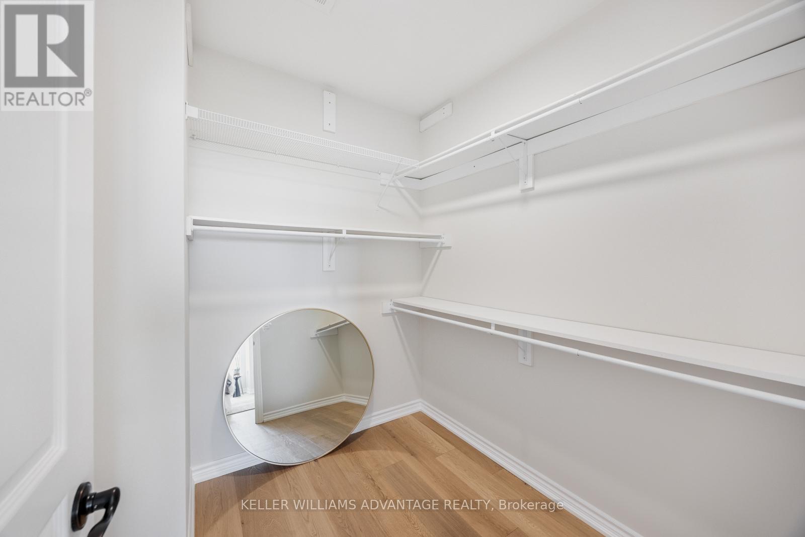 Photo 35 of 904 2662 Bloor Street W, Toronto ON