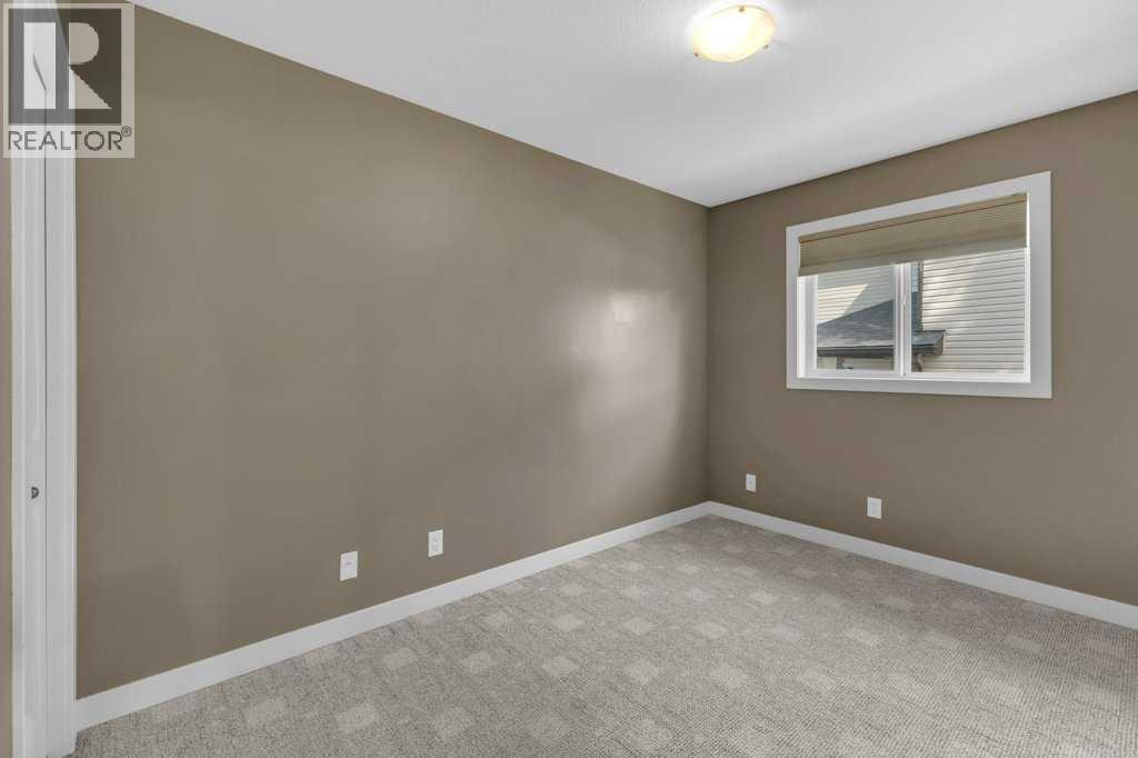 Photo 21 of 29 Estella Crescent, Lacombe AB