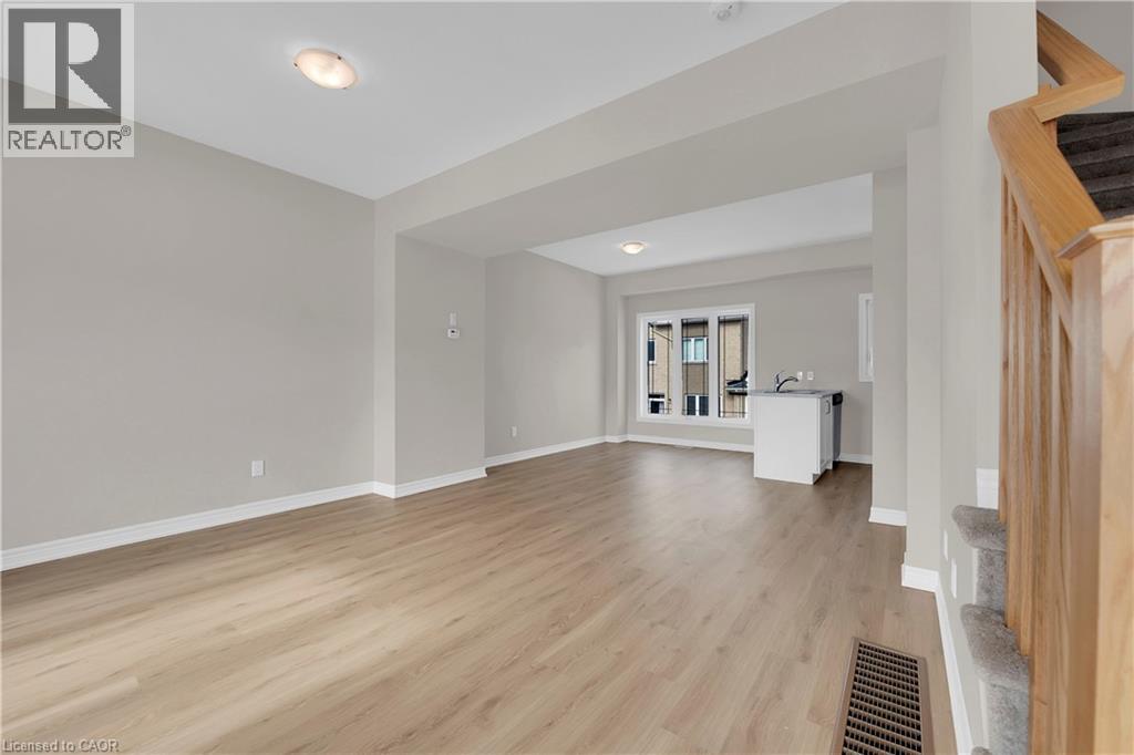 Photo 16 of 19 Picardy Drive Unit 6, Hamilton ON