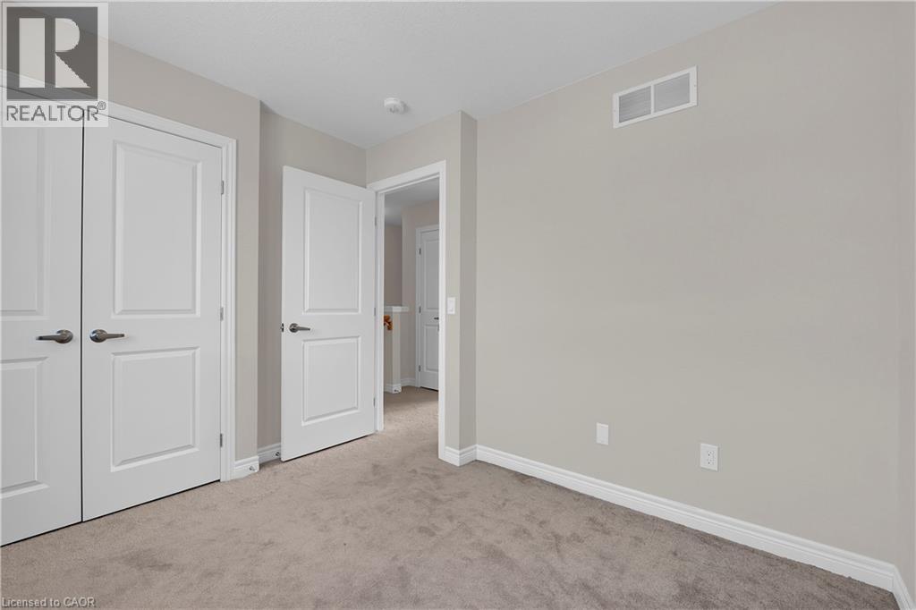Photo 23 of 19 Picardy Drive Unit 6, Hamilton ON