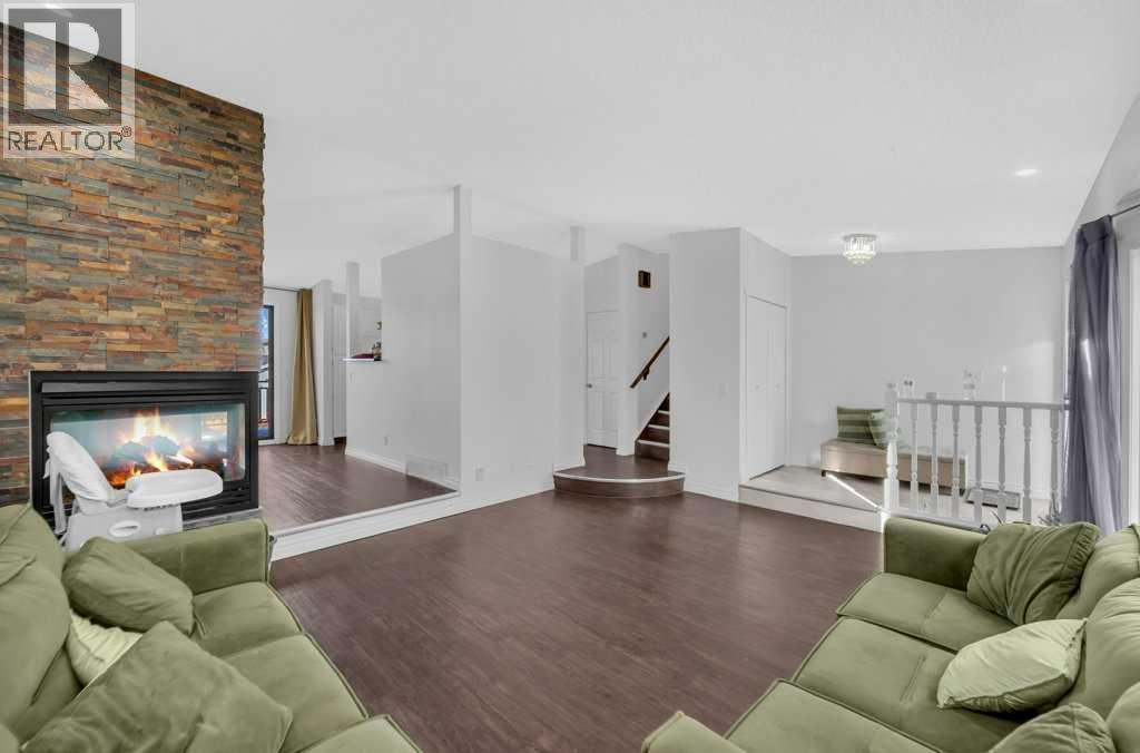 Photo 8 of 64 Castledale Crescent Ne, Calgary AB