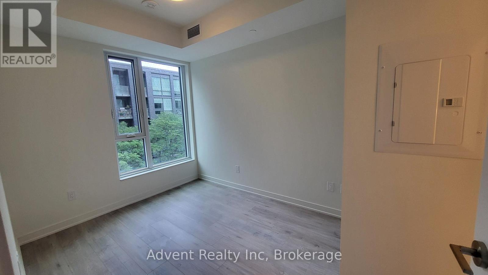 Photo 6 of 311 425 Front Street E, Toronto ON