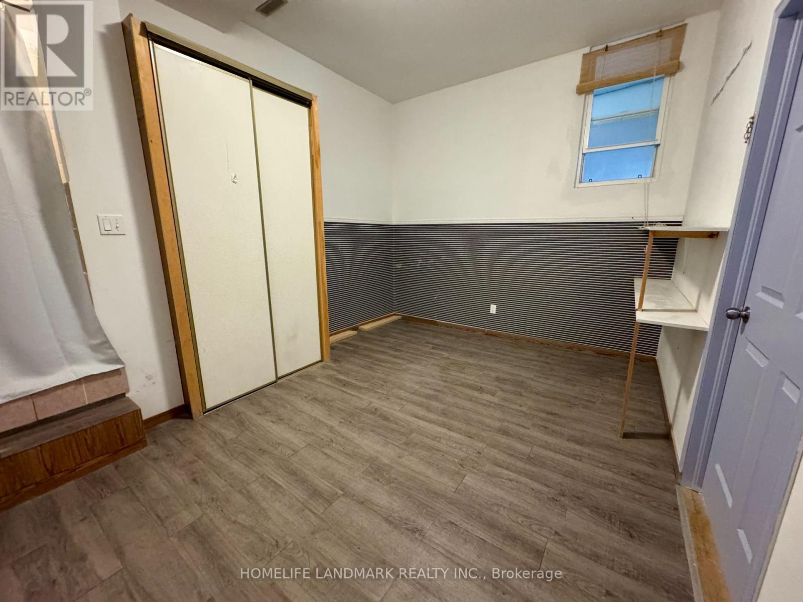 Photo 9 of 2 450 Spadina Avenue, Toronto ON