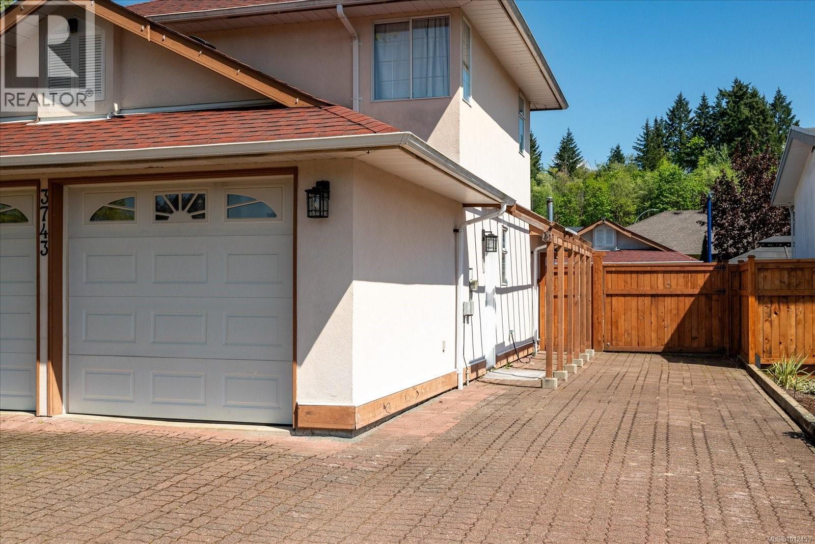 Photo 25 of 3743 Meares Dr, Port Alberni BC