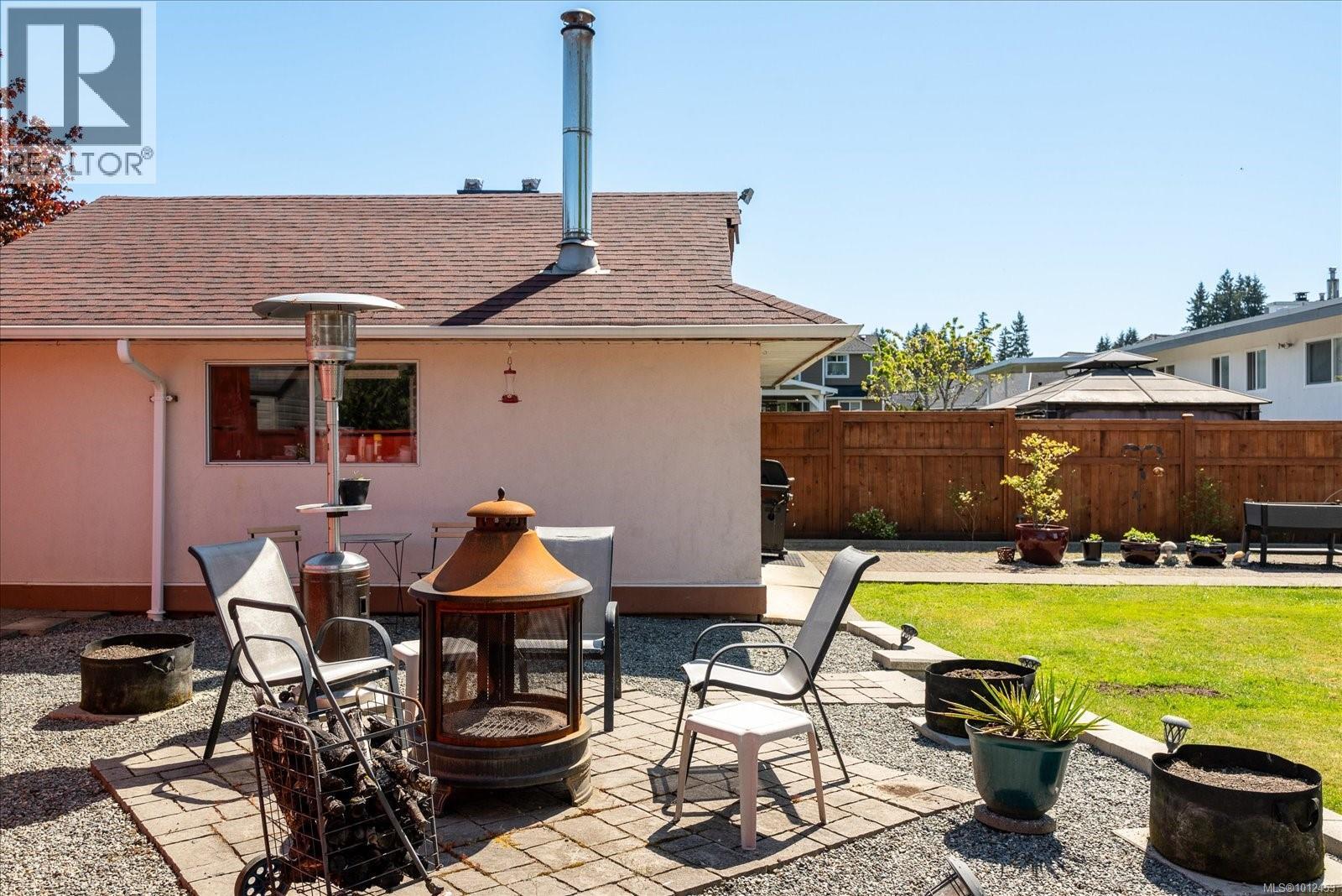Photo 44 of 3743 Meares Dr, Port Alberni BC