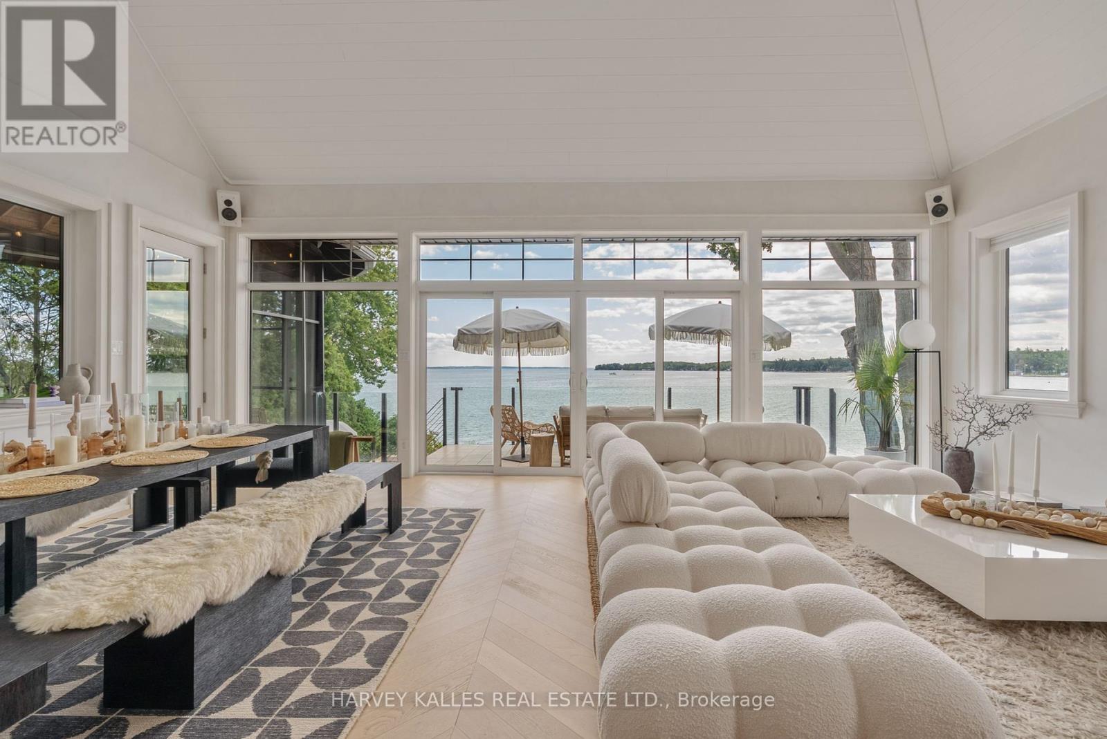 Photo 6 of 3421 Crescent Harbour Road, Innisfil ON