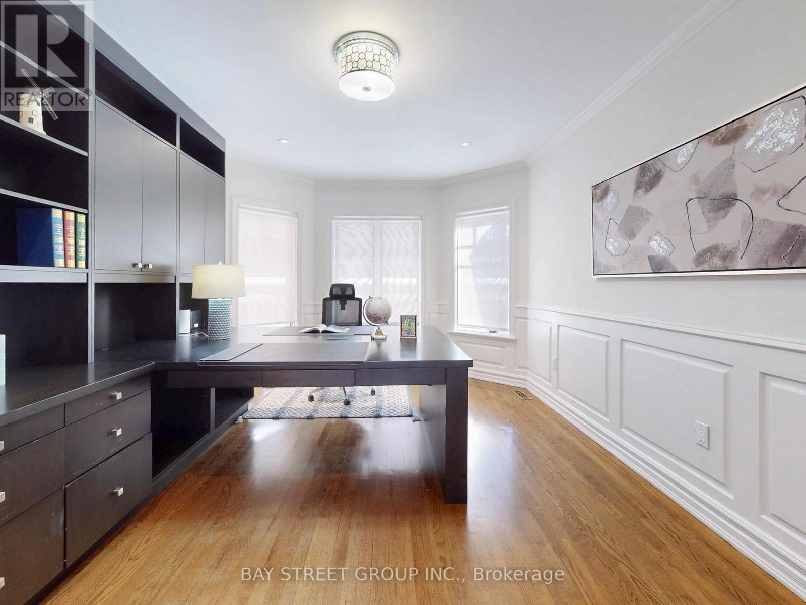 Photo 14 of 25 Brookshill Crescent, Richmond Hill ON