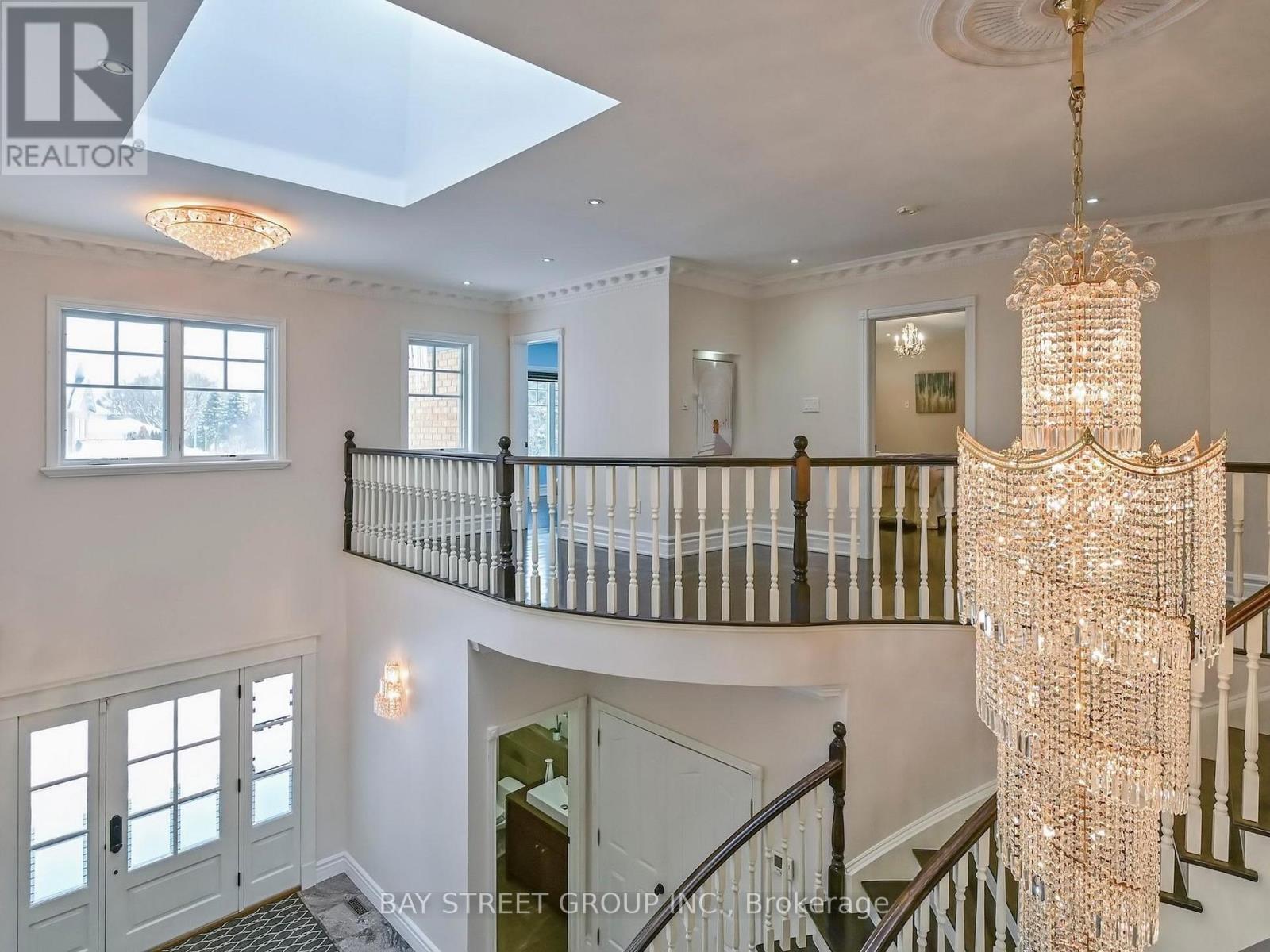 Photo 22 of 25 Brookshill Crescent, Richmond Hill ON