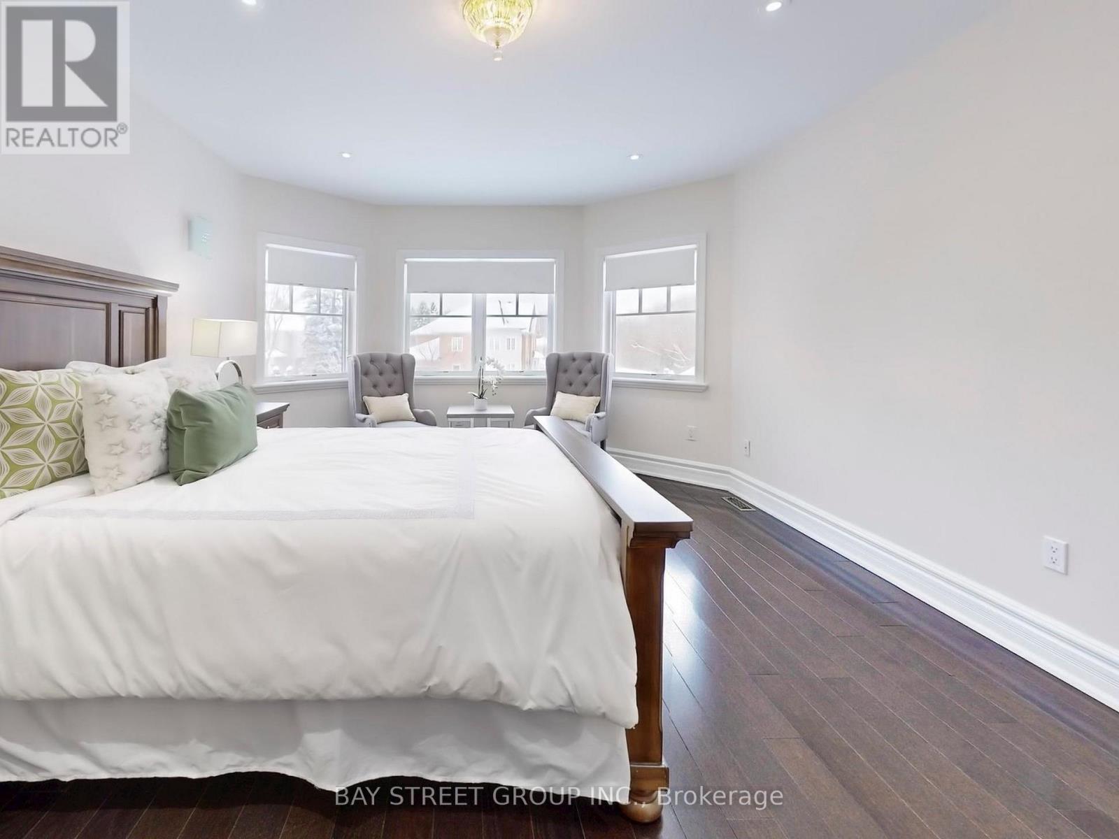 Photo 33 of 25 Brookshill Crescent, Richmond Hill ON