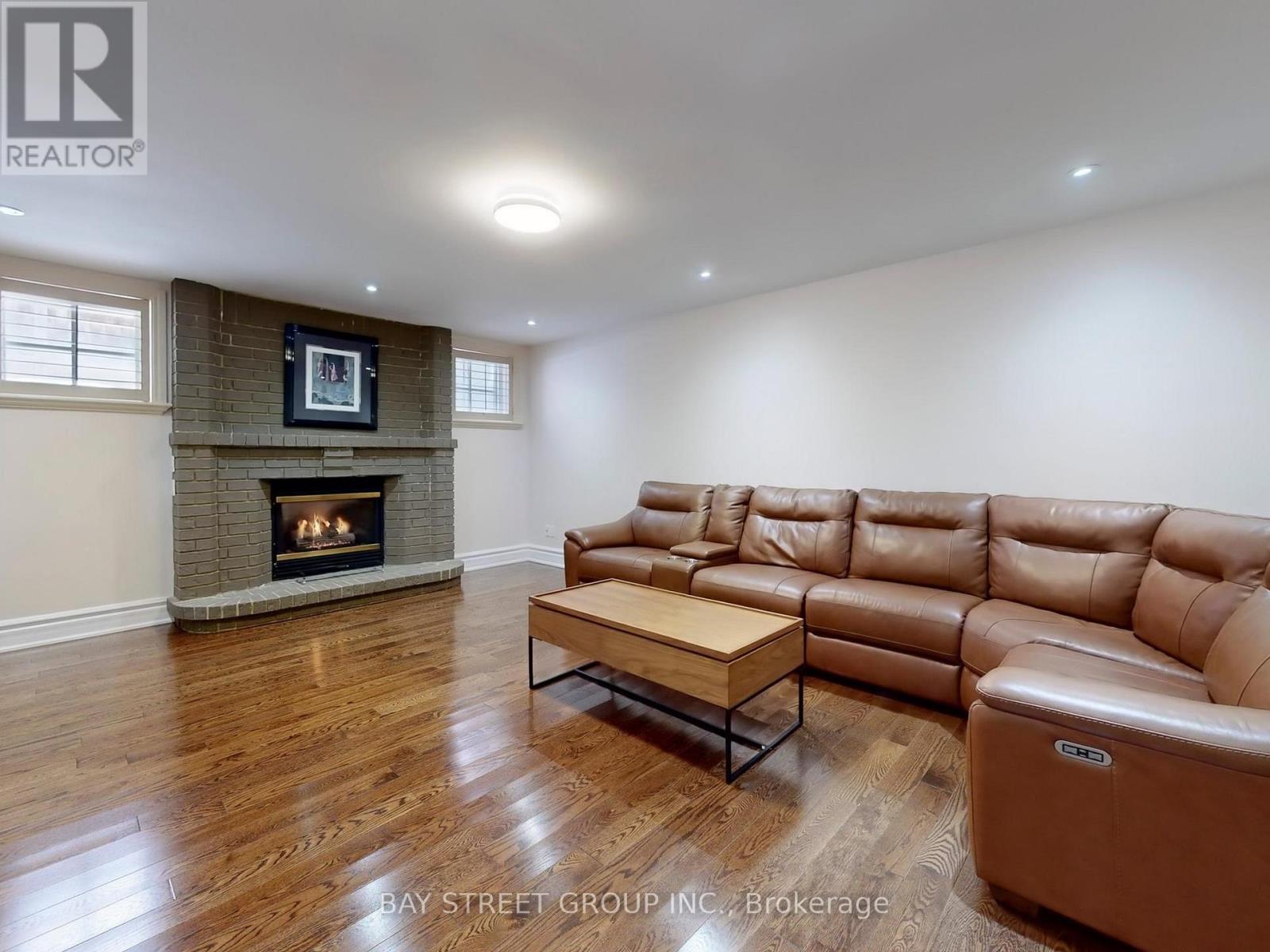 Photo 41 of 25 Brookshill Crescent, Richmond Hill ON