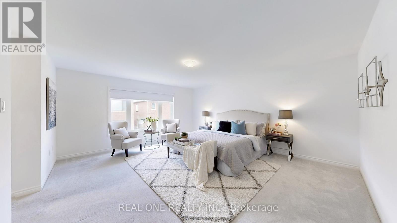 Photo 24 of 561 Kennedy Circle W, Milton ON