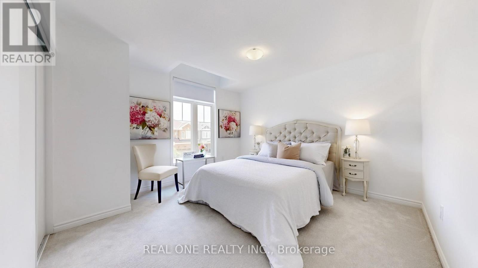 Photo 31 of 561 Kennedy Circle W, Milton ON