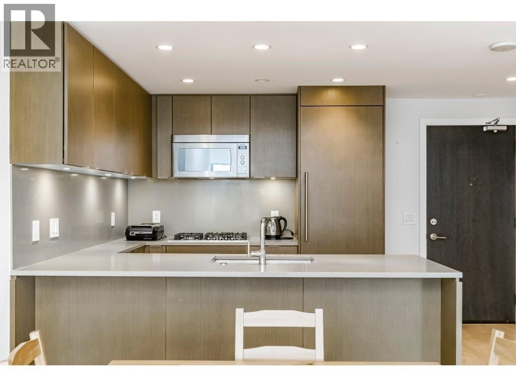Photo 5 of 1401 112 E 13 Th Street, North Vancouver BC
