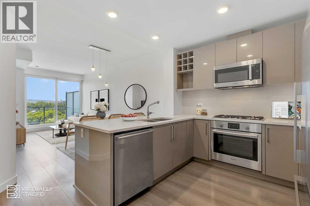 Photo 1 of 609 301 10 Street Nw, Calgary AB