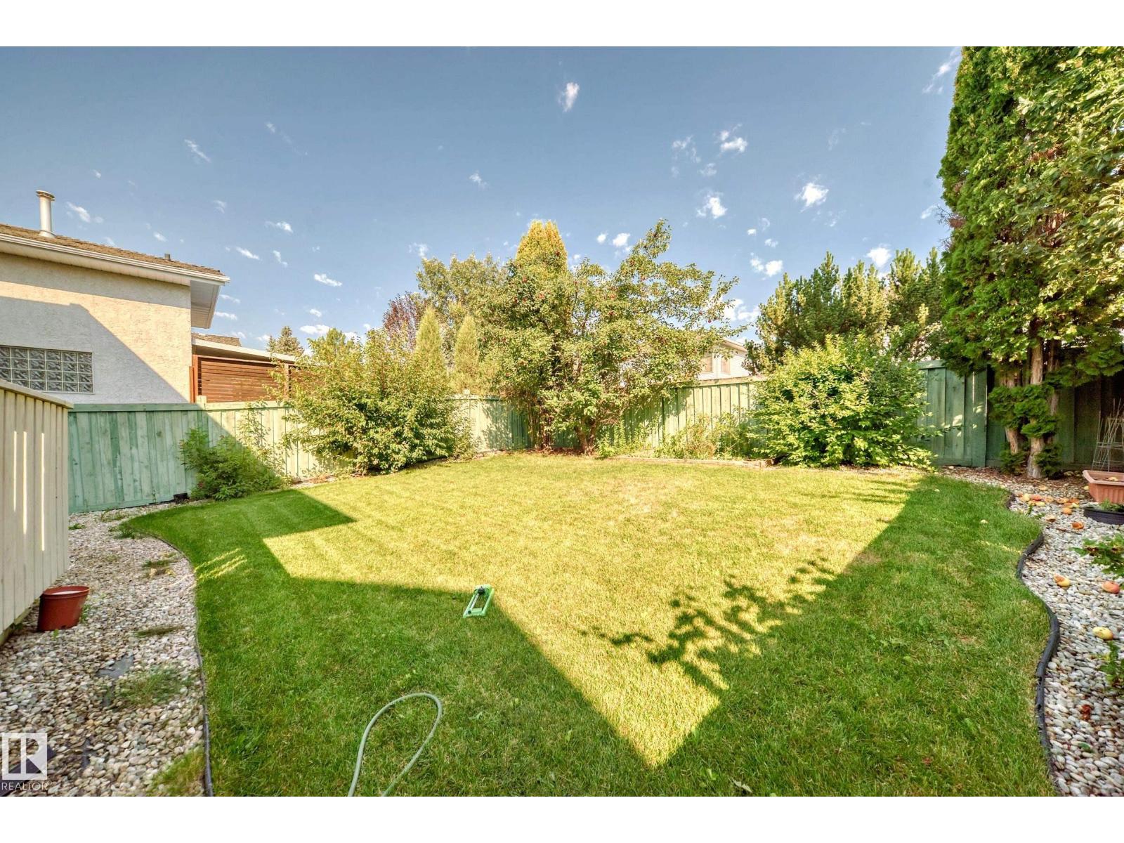 Photo 46 of 1122 Wedgewood Bv Nw, Edmonton AB