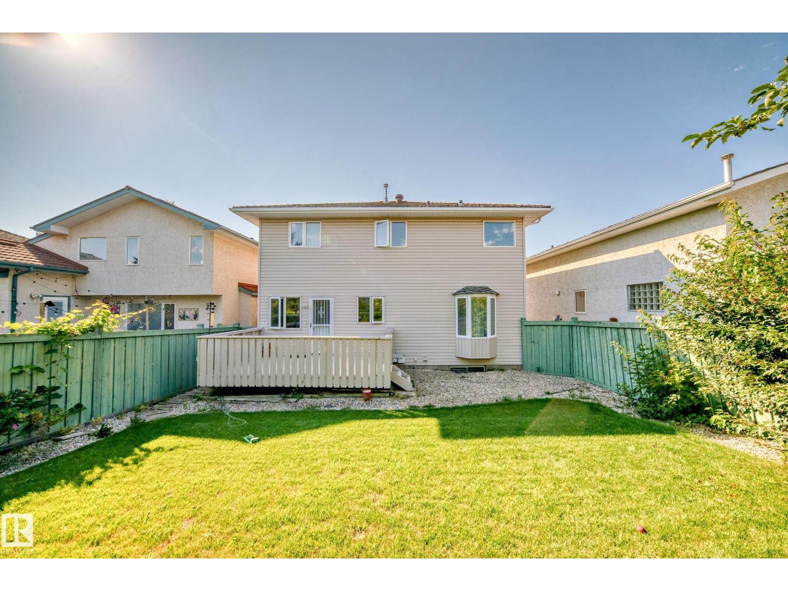 Photo 44 of 1122 Wedgewood Bv Nw, Edmonton AB