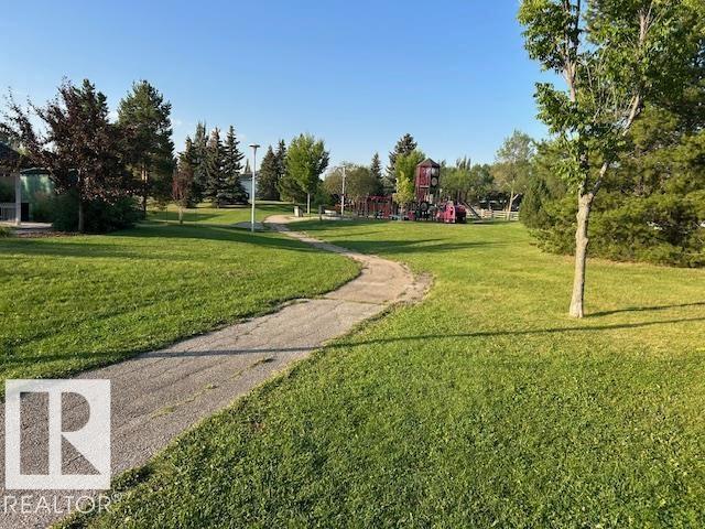 Photo 3 of 1122 Wedgewood Bv Nw, Edmonton AB