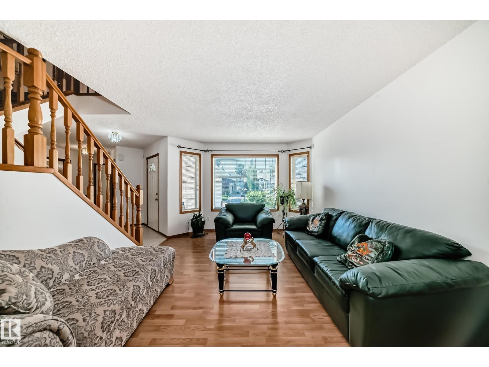 Photo 9 of 1122 Wedgewood Bv Nw, Edmonton AB