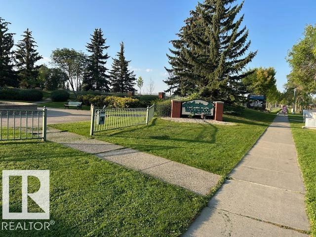 Photo 2 of 1122 Wedgewood Bv Nw, Edmonton AB
