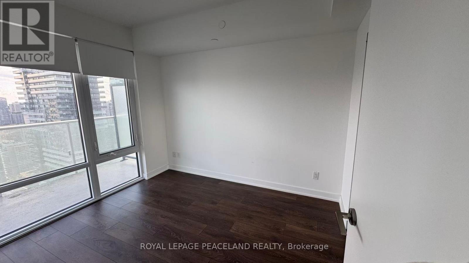 Photo 7 of 4611 501 Yonge Street, Toronto ON