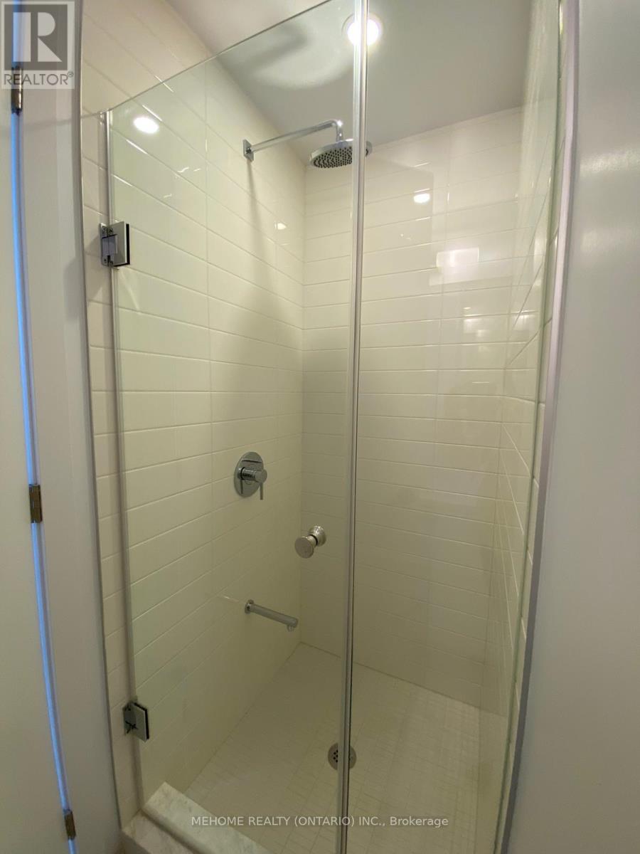 Photo 9 of 806 2221 Yonge Street, Toronto ON