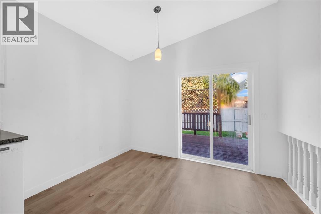 Photo 16 of 16218 Shawbrooke Road Sw, Calgary AB