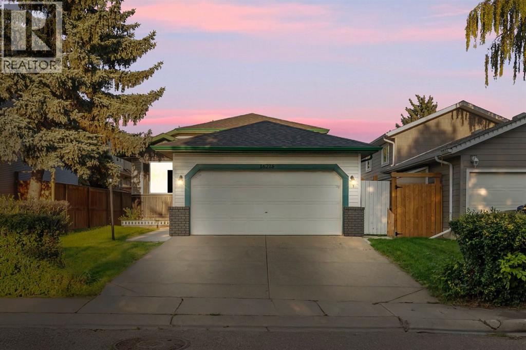 Photo 1 of 16218 Shawbrooke Road Sw, Calgary AB