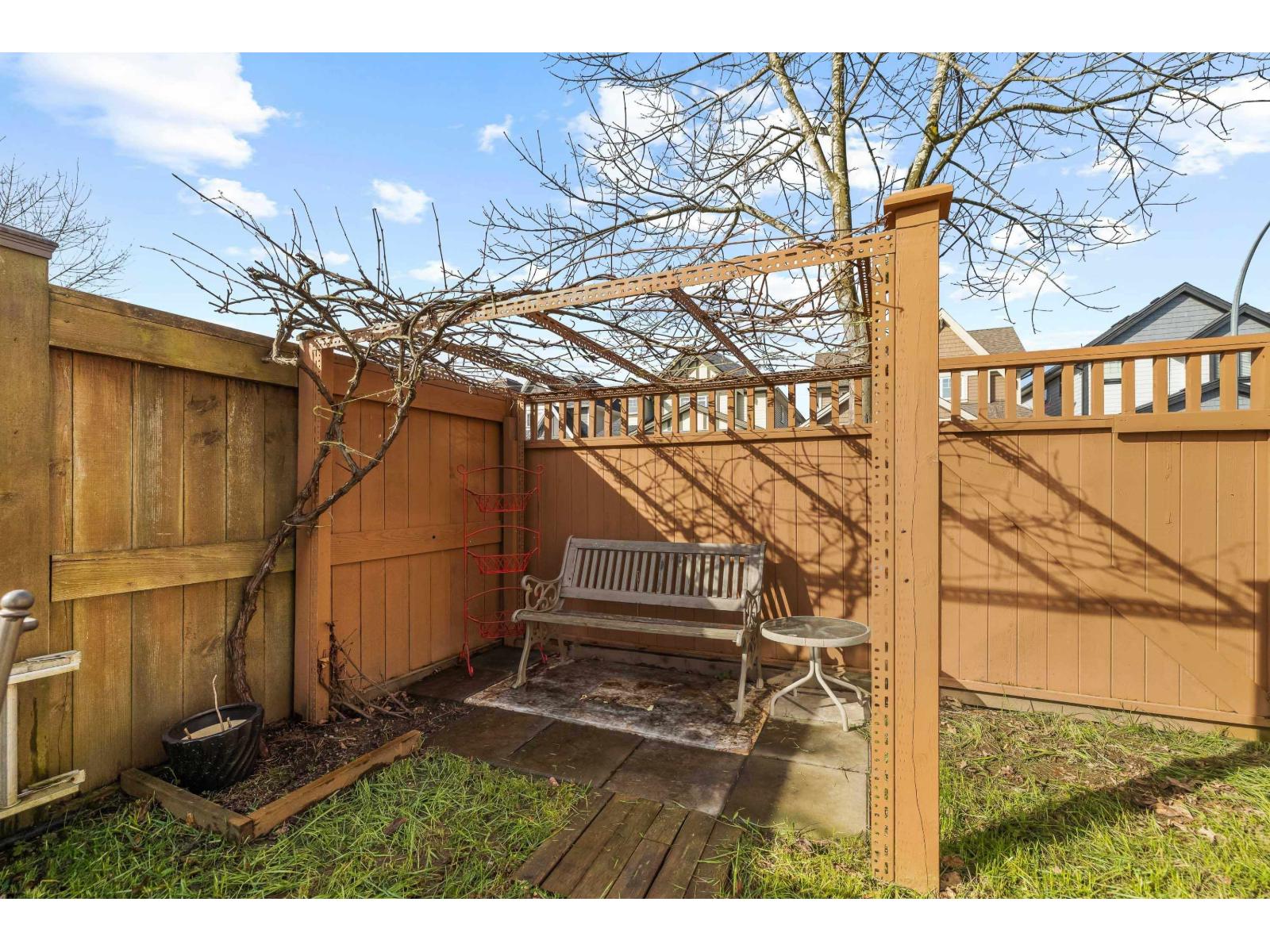 Photo 37 of 7326 199 Street, Langley BC