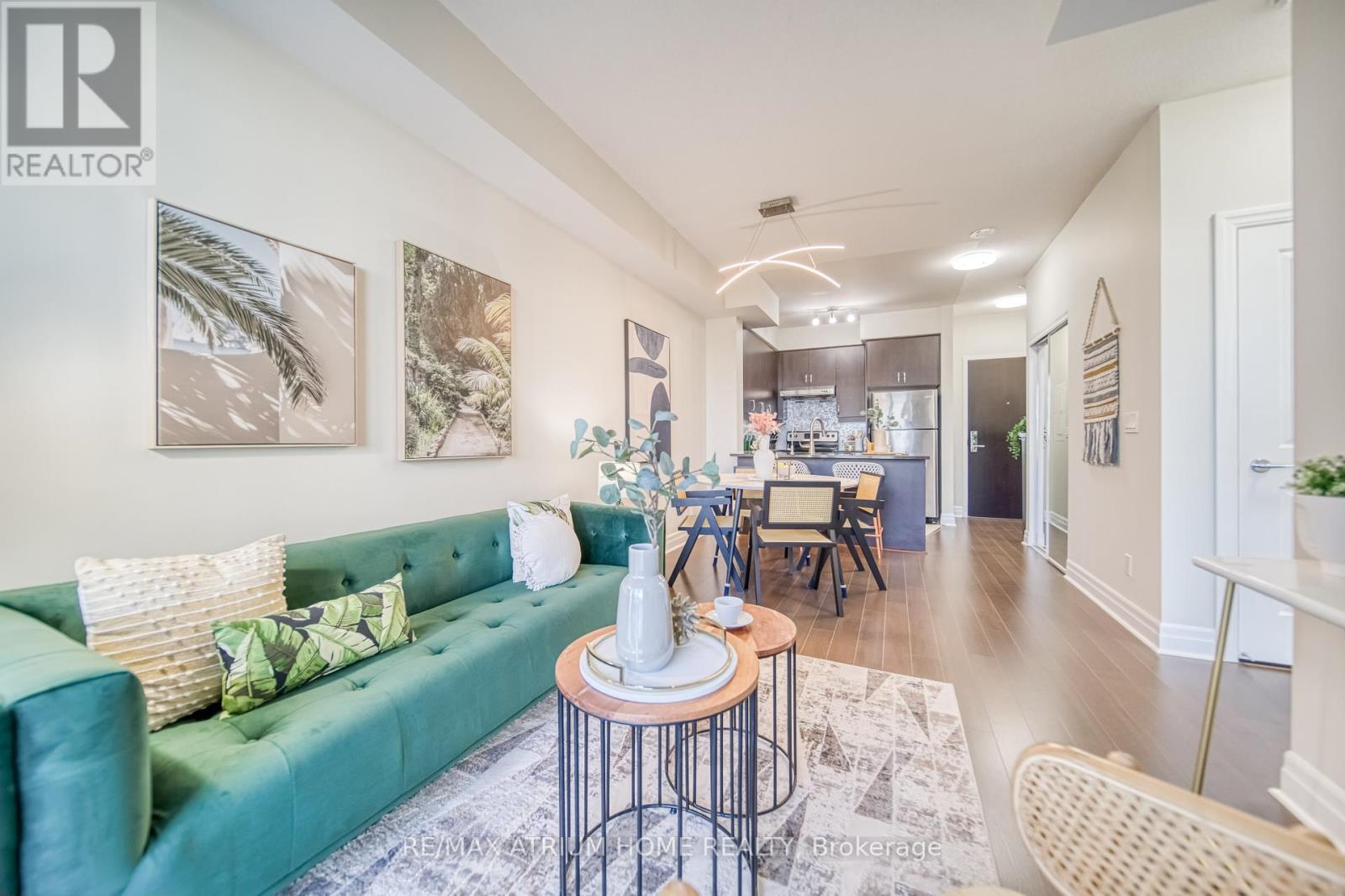 Photo 10 of 317 8110 Birchmount Road, Markham ON