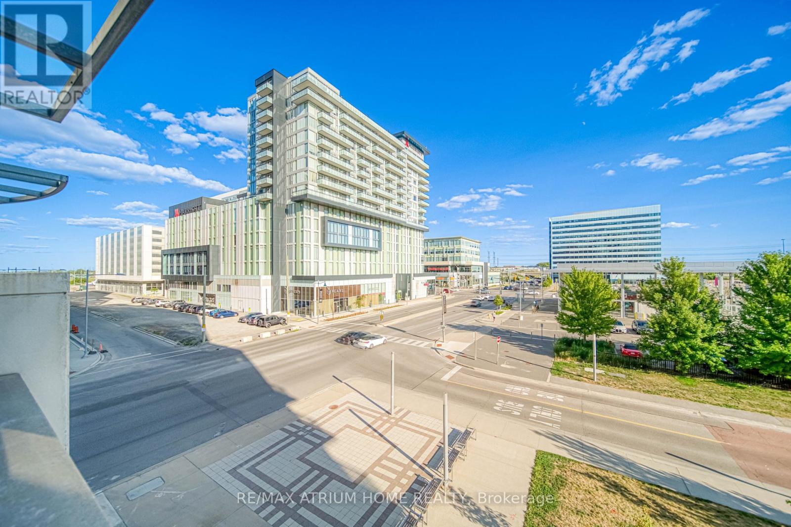 Photo 20 of 317 8110 Birchmount Road, Markham ON