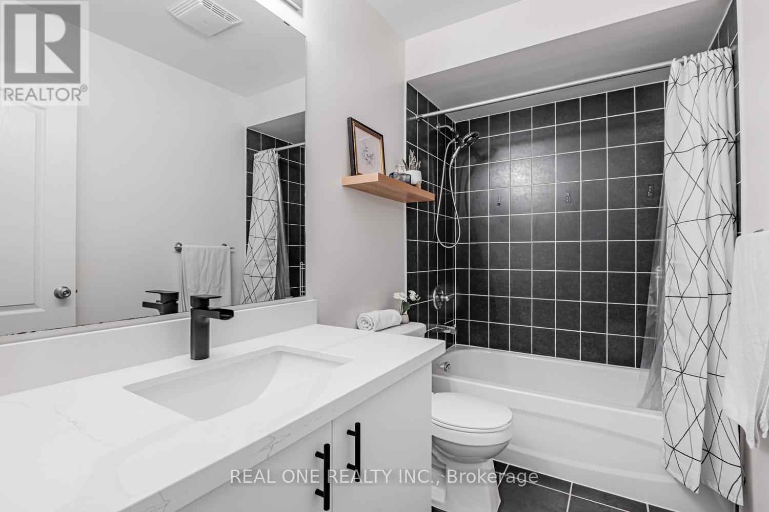 Photo 27 of 16 Bearings Avenue, Whitchurchstouffville ON