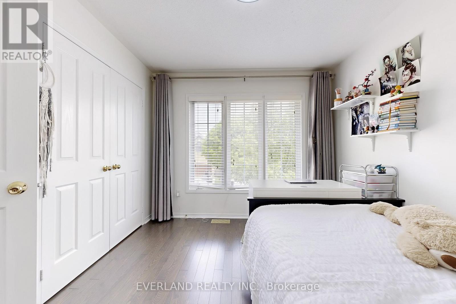 Photo 8 of 118 Orchard Hill Boulevard, Markham ON