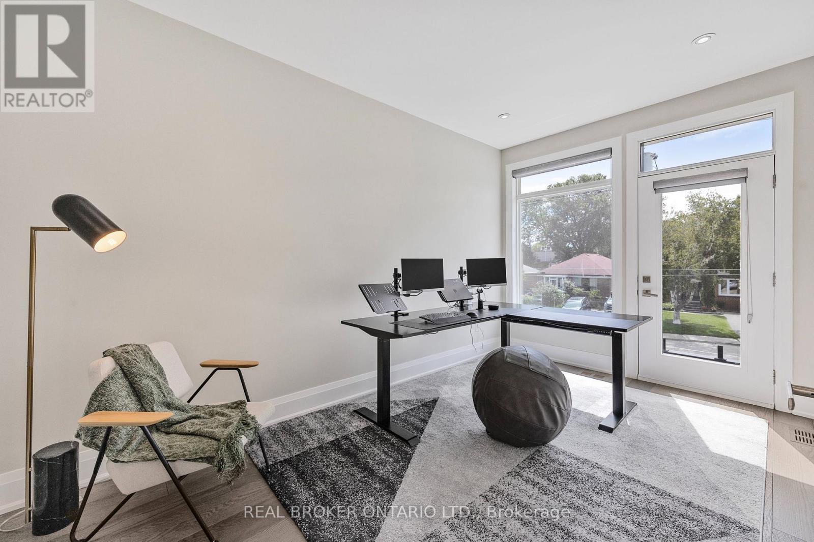 Photo 27 of 9 A Maple Avenue Avenue N, Mississauga ON