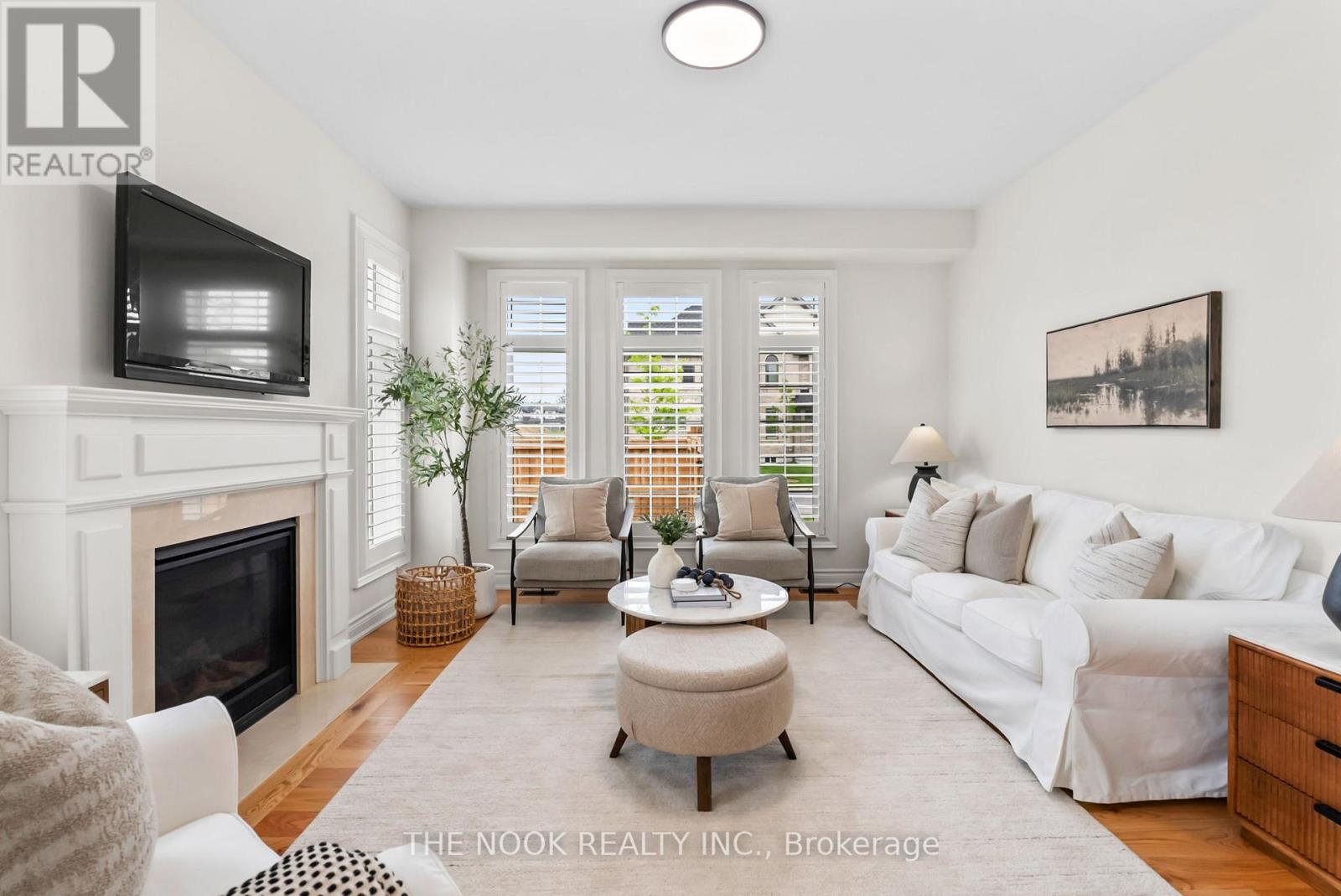 Photo 14 of 110 Wamsley Crescent, Clarington ON