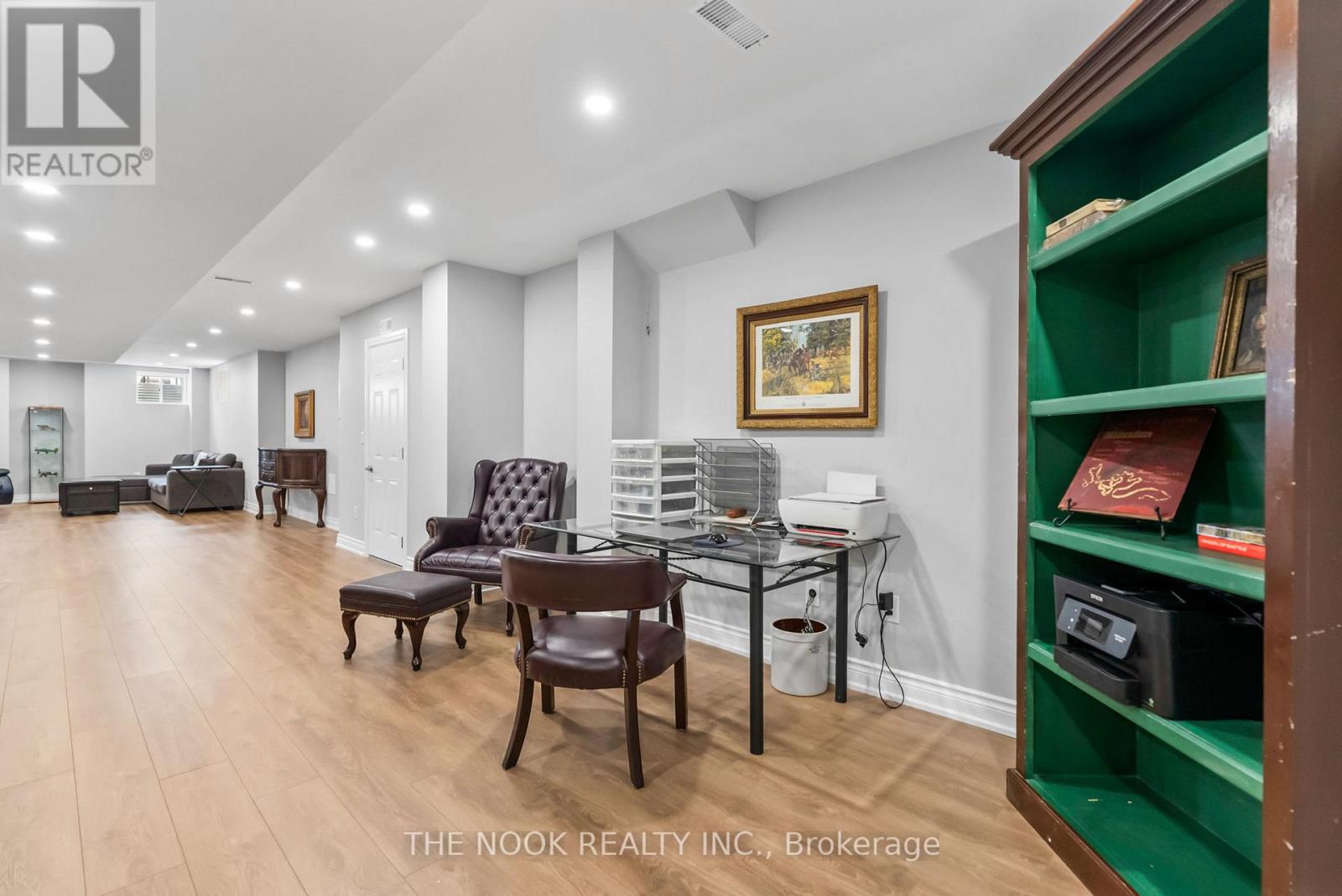 Photo 45 of 110 Wamsley Crescent, Clarington ON