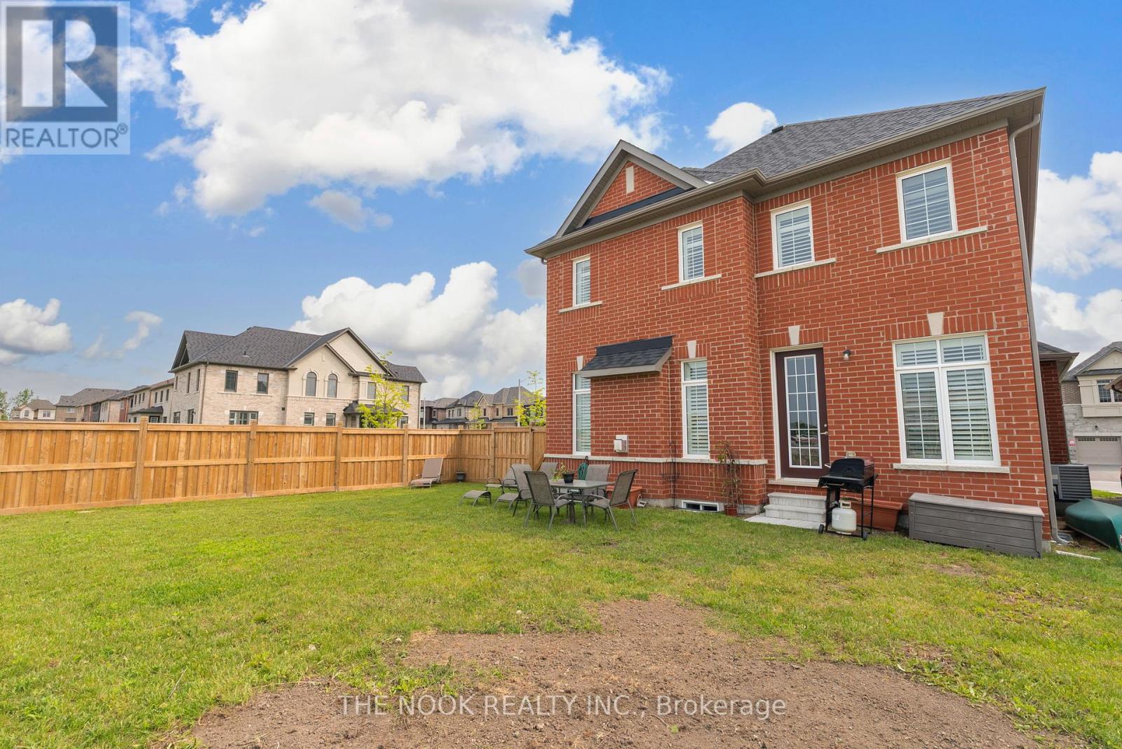 Photo 47 of 110 Wamsley Crescent, Clarington ON