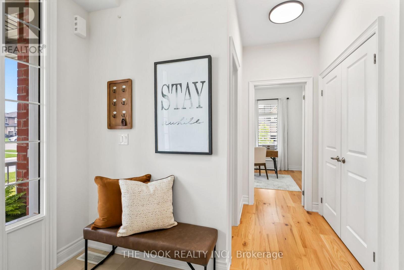 Photo 6 of 110 Wamsley Crescent, Clarington ON