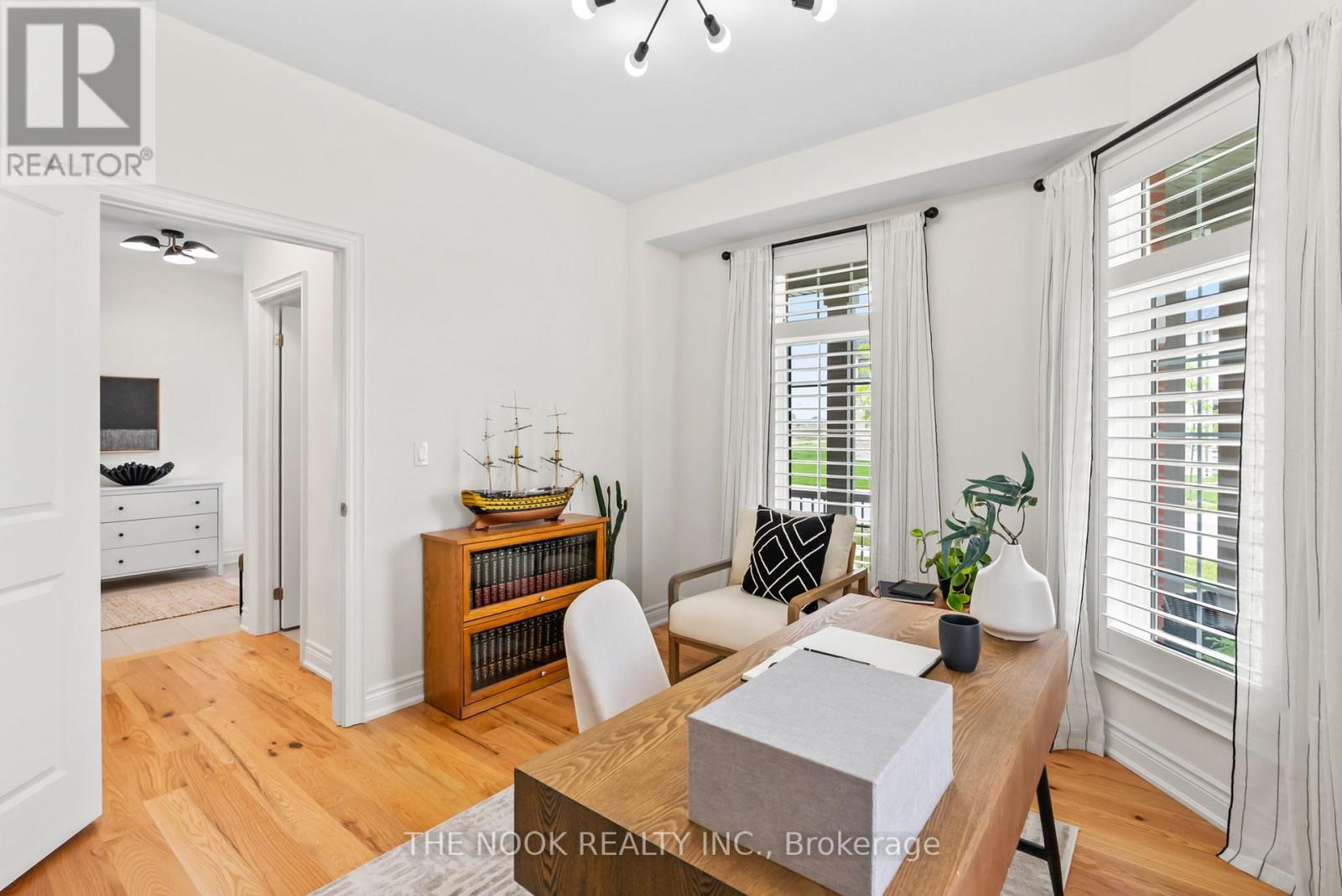 Photo 8 of 110 Wamsley Crescent, Clarington ON