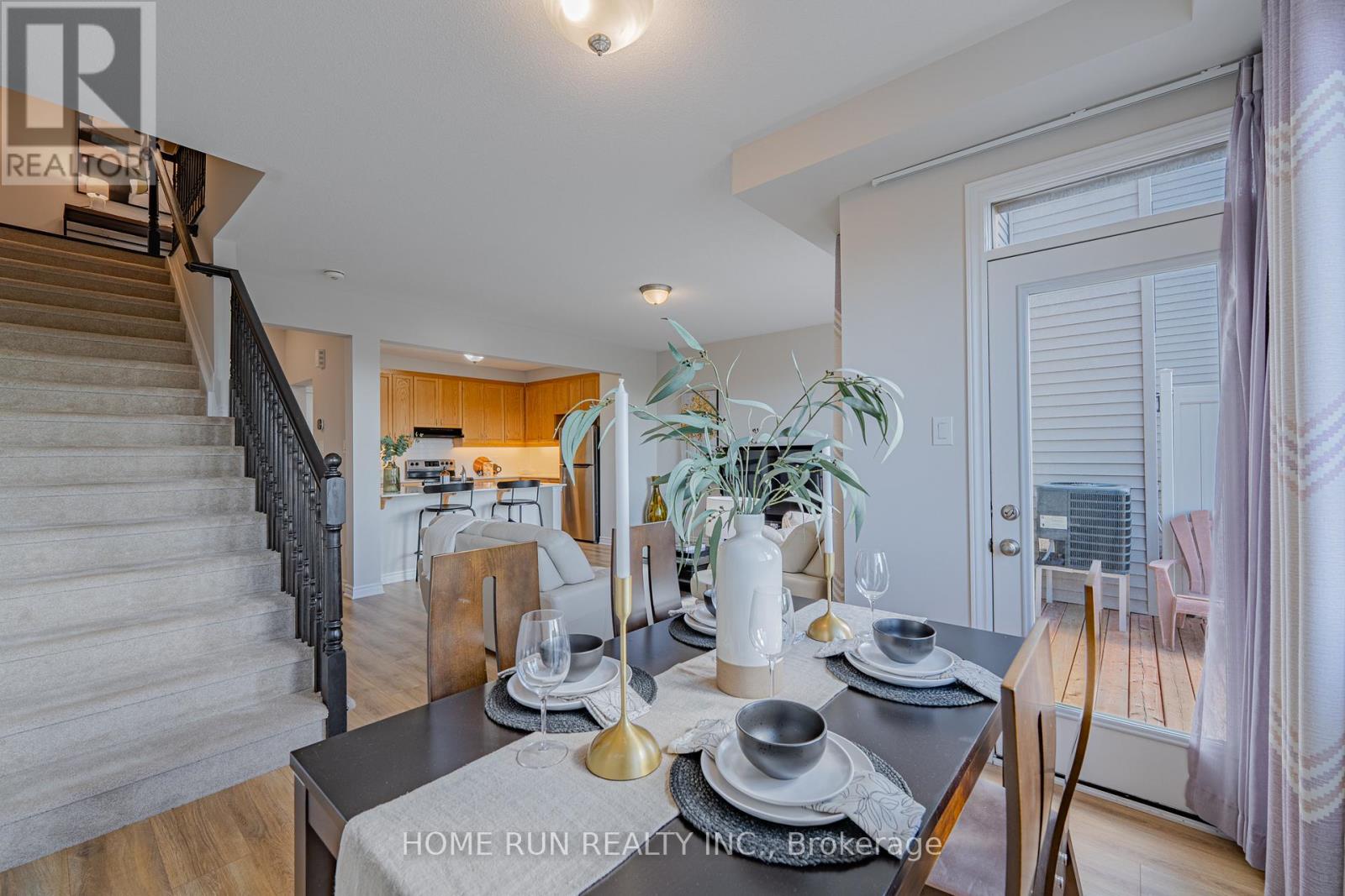 Photo 24 of 366 Aphelion Crescent, Ottawa ON