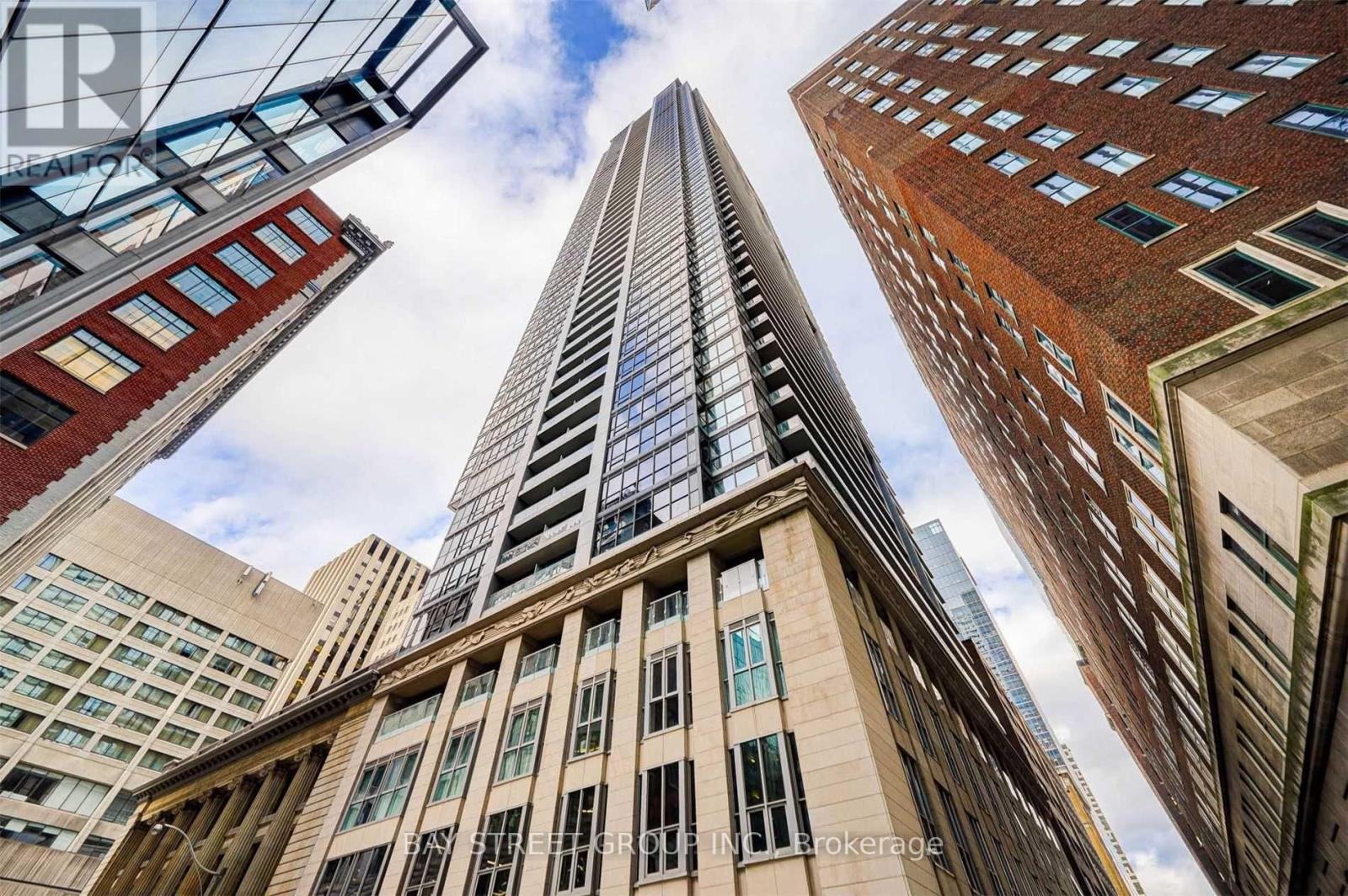 Photo 1 of 2206 70 Temperance Street, Toronto ON