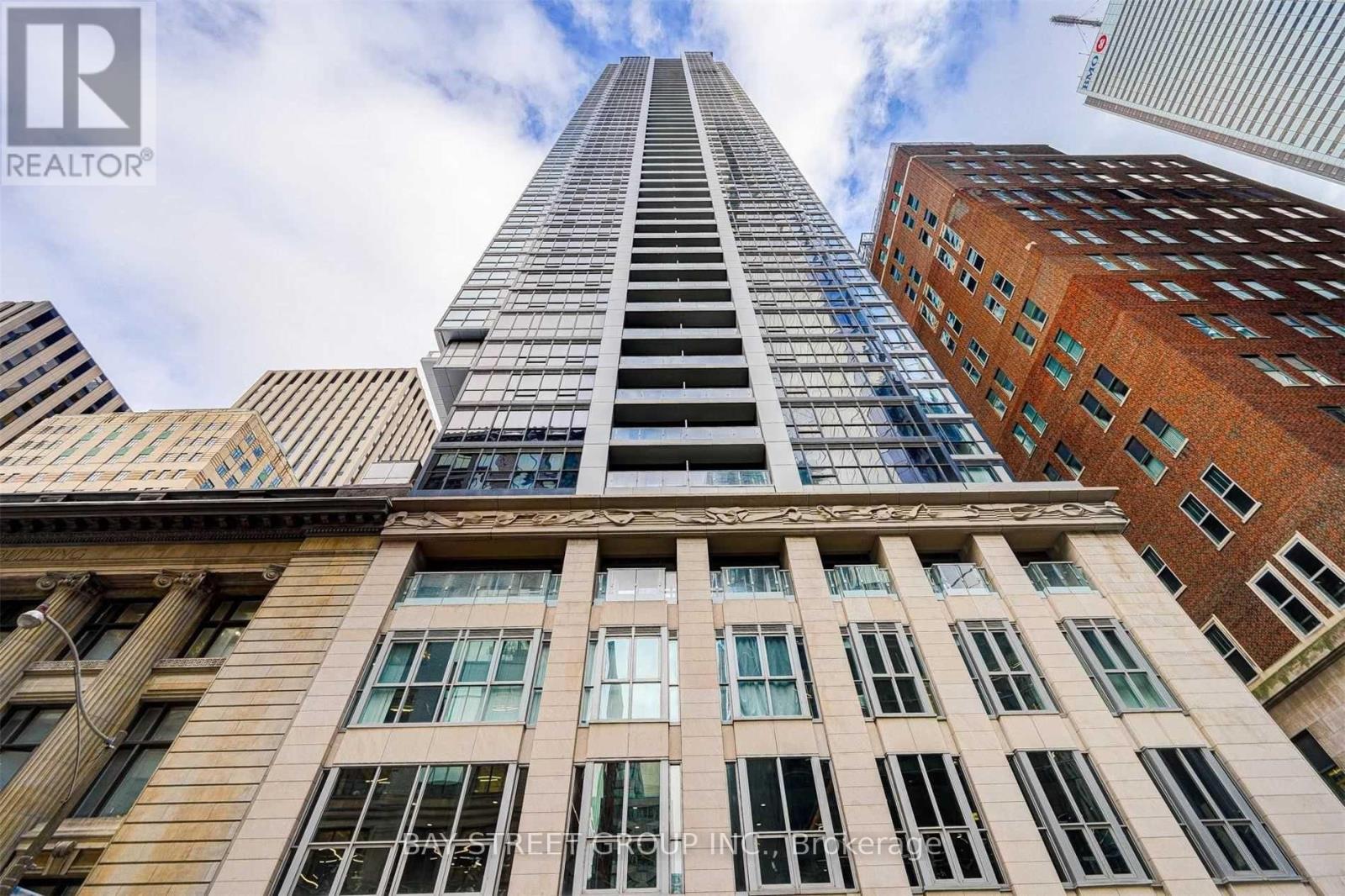 Photo 3 of 2206 70 Temperance Street, Toronto ON