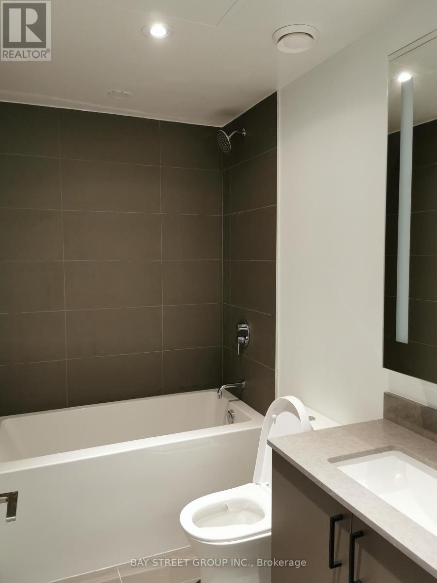 Photo 11 of 1706 135 East Liberty Street, Toronto ON